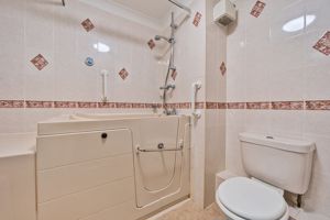 Photo 16- click for photo gallery